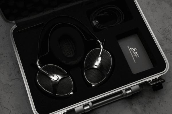 MEZE ELITE hoofdtelefoon