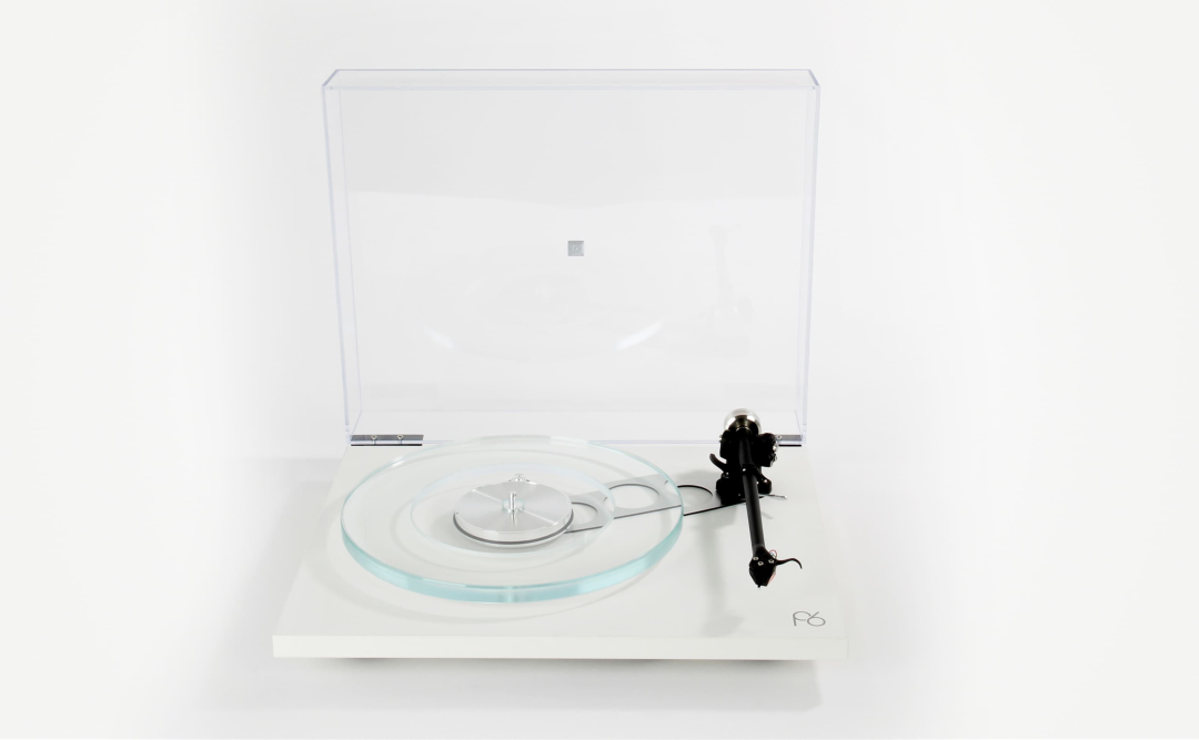 REGA Planar 6 ND7 wit platenspeler