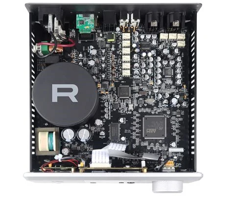 Rotel DX-3 zilver hoofdtelefoonversterker - Afbeelding 4