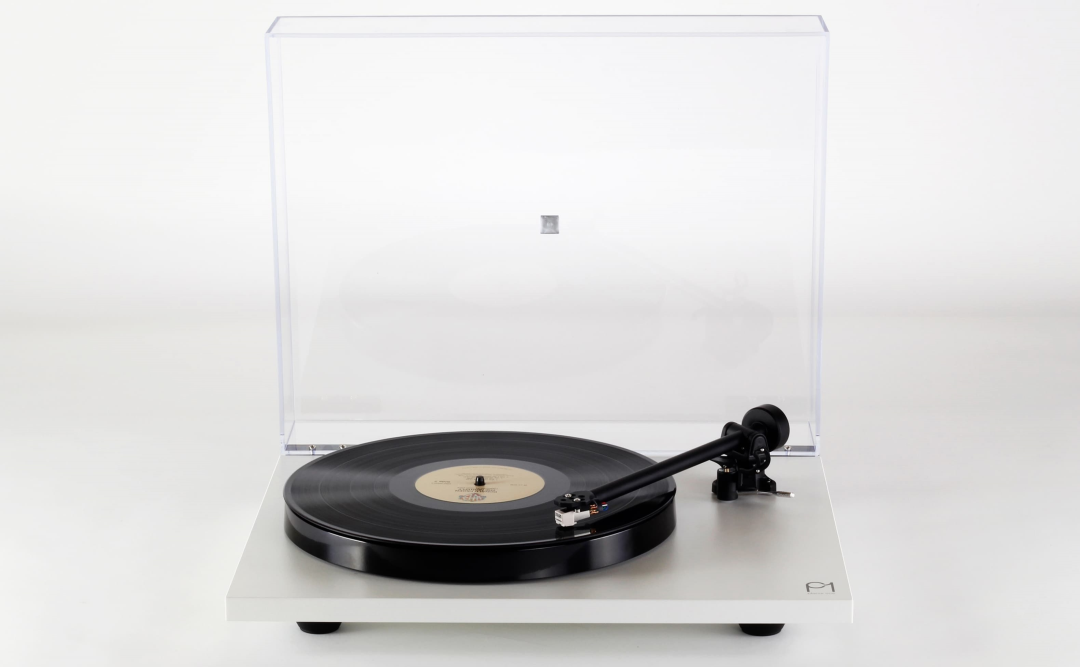 REGA PLANAR 1 PHONO platenspeler