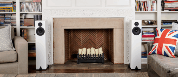 Totem BISON TOWER wit satijn luidspreker