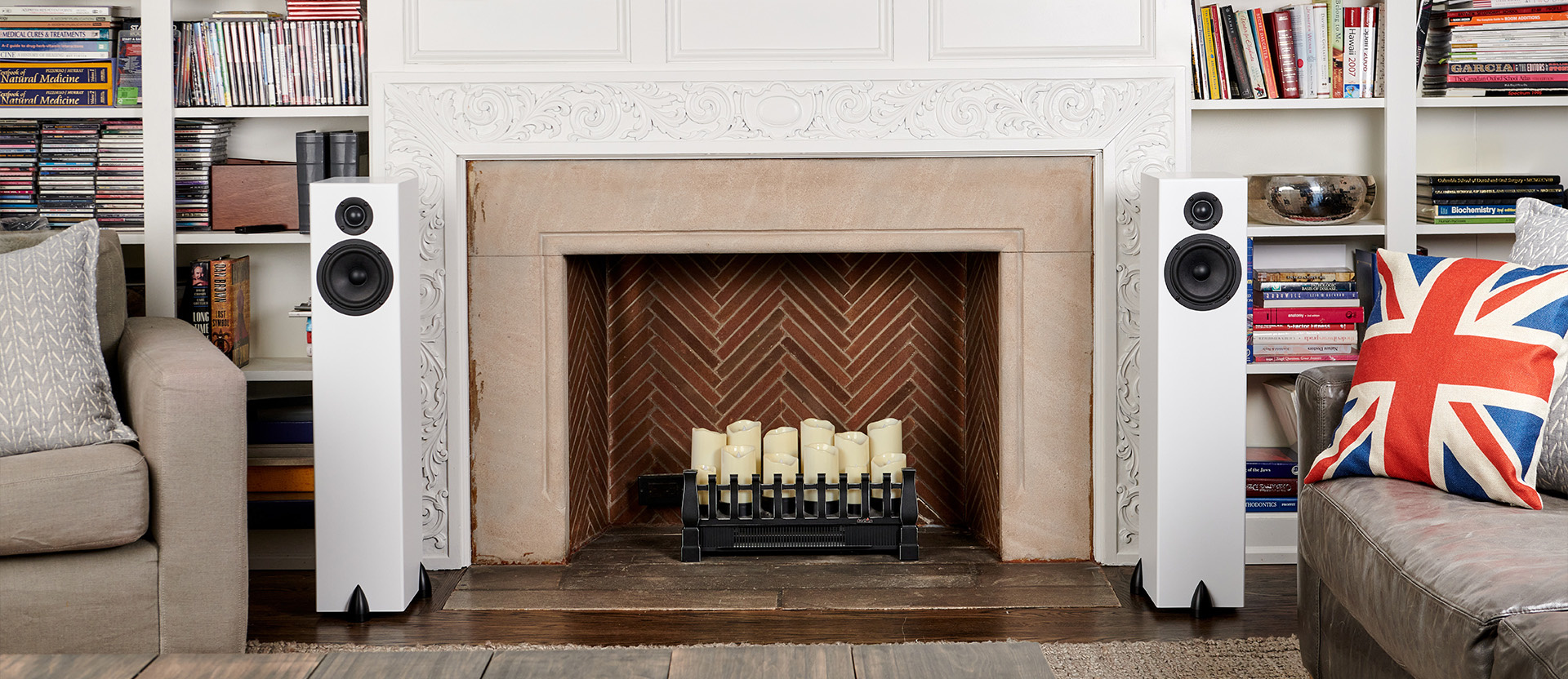 Totem BISON TOWER wit satijn luidspreker